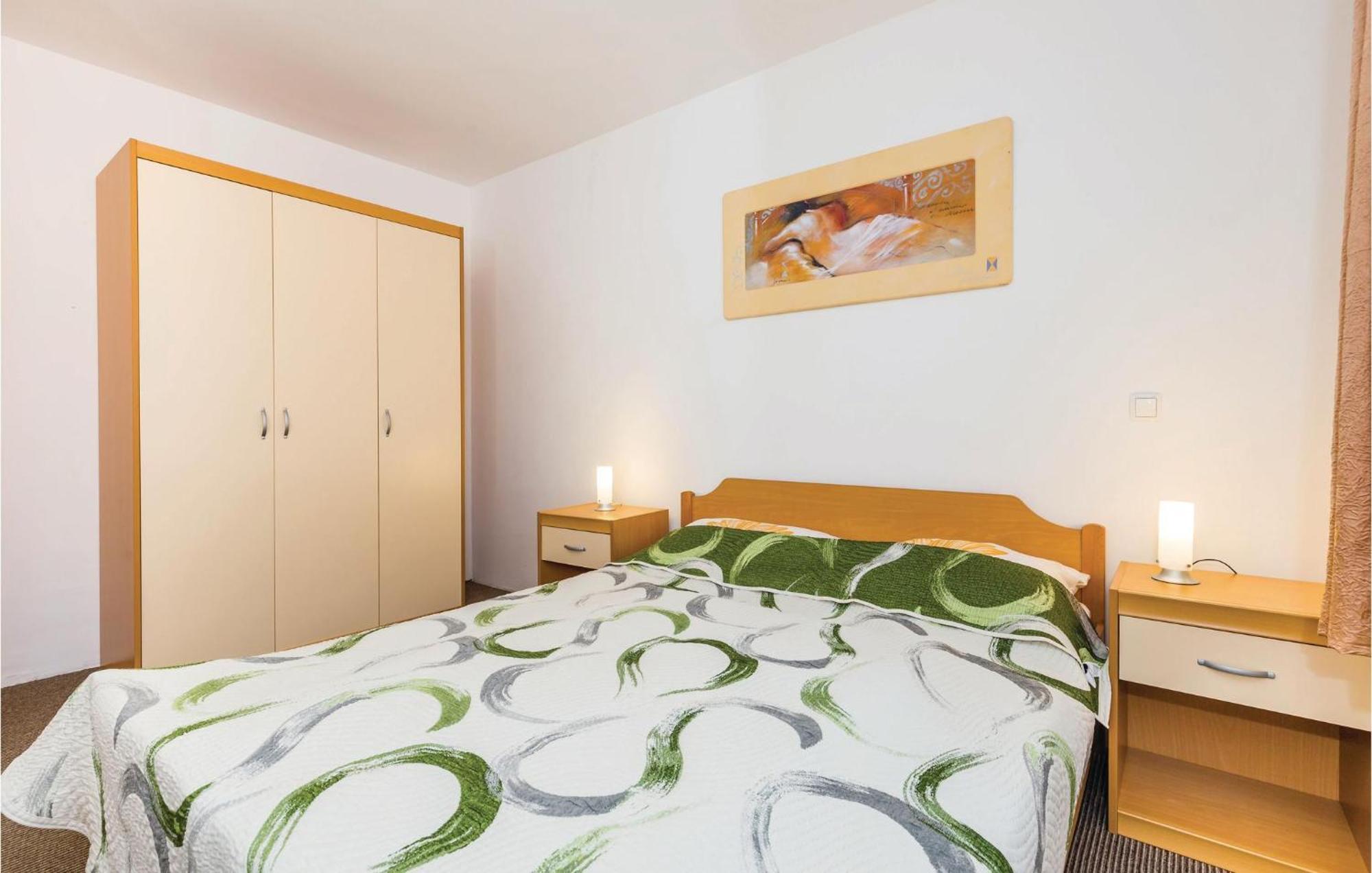 Stunning Apartment In Moscenicka Draga Bagian luar foto